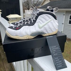 Nike Air Foamposite Pro White Black University Red